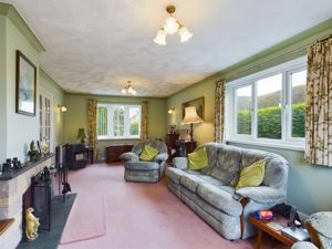 Lounge- click for photo gallery